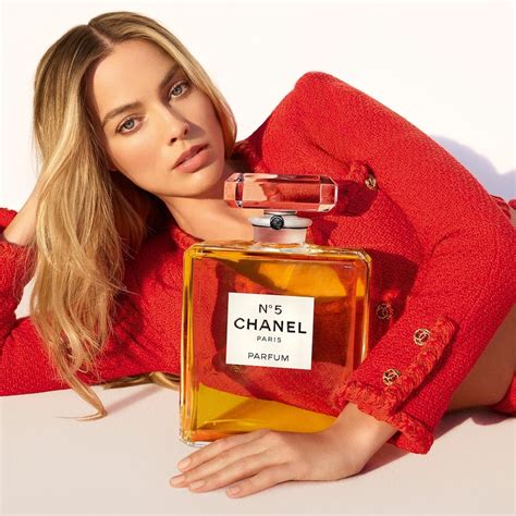chanel no 5 campaign 2019